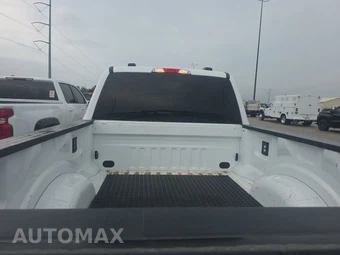 2025 Ford Super Duty F-250 XLT Crew Cab Medium Bed - miniatura 16