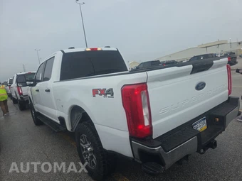 2025 Ford Super Duty F-250 XLT Crew Cab Medium Bed - miniatura 6