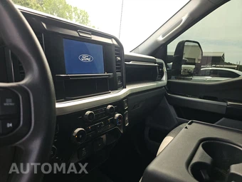 2025 Ford Super Duty F-250 XLT Crew Cab Medium Bed - miniatura 11