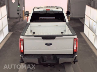 2025 Ford Super Duty F-250 XLT Crew Cab Medium Bed - miniatura 5