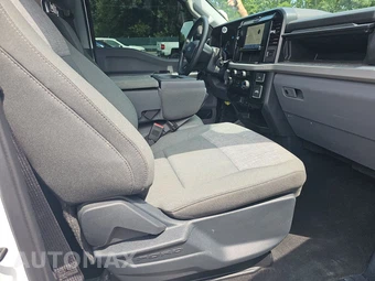 2025 Ford Super Duty F-250 XLT Crew Cab Medium Bed - miniatura 8