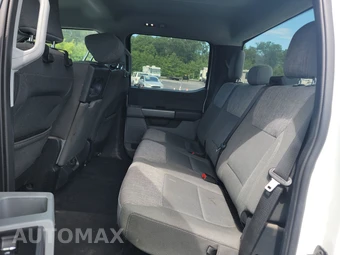 2025 Ford Super Duty F-250 XLT Crew Cab Medium Bed - miniatura 13