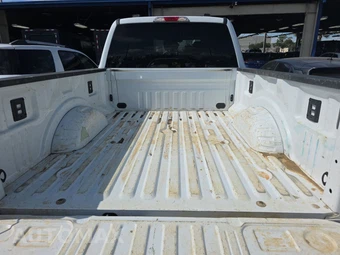 2025 Ford Super Duty F-250 XLT Crew Cab Medium Bed - miniatura 16