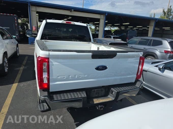2025 Ford Super Duty F-250 XLT Crew Cab Medium Bed - miniatura 5
