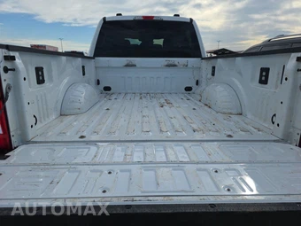 2025 Ford Super Duty F-250 XLT Crew Cab Medium Bed - miniatura 16