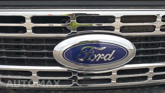 2025 Ford Super Duty F-250 XLT Crew Cab Medium Bed - miniatura 34