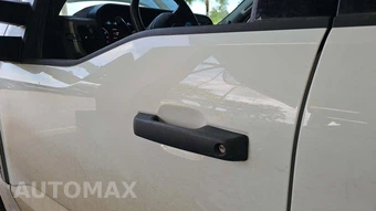 2025 Ford Super Duty F-250 XLT Crew Cab Medium Bed - miniatura 21