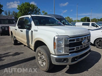2025 Ford Super Duty F-250 XLT Crew Cab Medium Bed - miniatura 3