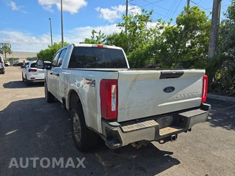 2025 Ford Super Duty F-250 XLT Crew Cab Medium Bed - miniatura 6