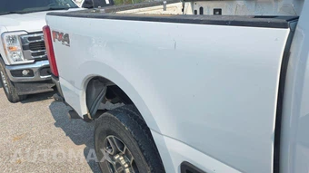 2025 Ford Super Duty F-250 XLT Crew Cab Medium Bed - miniatura 21