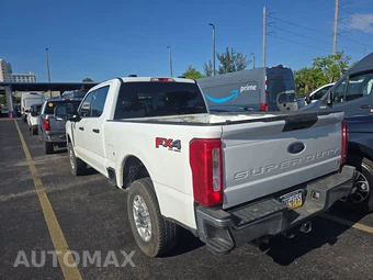 2025 Ford Super Duty F-250 XLT Crew Cab Medium Bed - miniatura 6