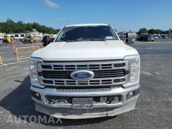 2025 Ford Super Duty F-250 XLT Crew Cab Medium Bed - miniatura 2