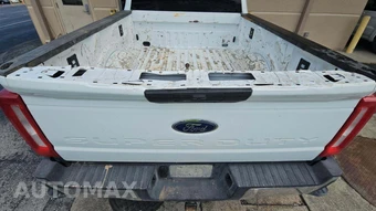 2025 Ford Super Duty F-250 XLT Crew Cab Medium Bed - miniatura 23
