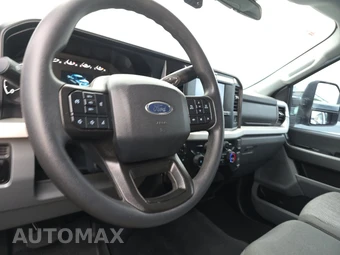 2025 Ford Super Duty F-250 XLT Crew Cab Medium Bed - miniatura 11