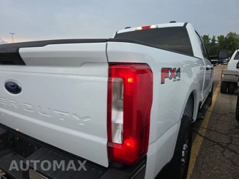 2025 Ford Super Duty F-250 XLT Crew Cab Medium Bed - miniatura 4