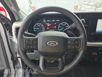 2025 Ford Super Duty F-250 XLT Crew Cab Medium Bed - miniatura 10