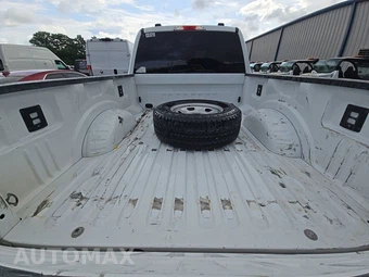 2025 Ford Super Duty F-250 XLT Crew Cab Medium Bed - miniatura 16