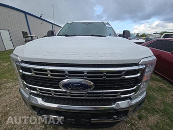 2025 Ford Super Duty F-250 XLT Crew Cab Medium Bed - miniatura 2