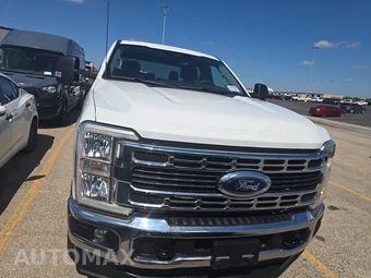 2025 Ford Super Duty F-250 XLT Crew Cab Medium Bed - miniatura 2