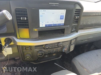 2025 Ford Super Duty F-250 XLT Crew Cab Medium Bed - miniatura 11