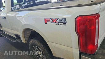 2025 Ford Super Duty F-250 XLT Crew Cab Medium Bed - miniatura 19
