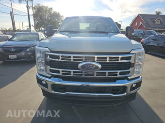 2025 Ford Super Duty F-250 XLT Crew Cab Medium Bed - miniatura 2