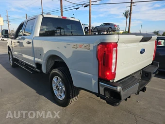 2025 Ford Super Duty F-250 XLT Crew Cab Medium Bed - miniatura 6