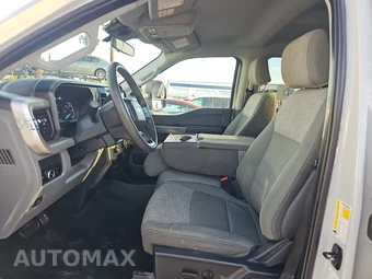 2025 Ford Super Duty F-250 XLT Crew Cab Medium Bed - miniatura 7