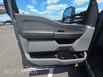 2025 Ford Super Duty F-250 XLT Crew Cab Medium Bed - miniatura 19