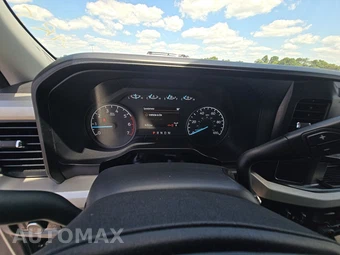 2025 Ford Super Duty F-250 XLT Crew Cab Medium Bed - miniatura 8