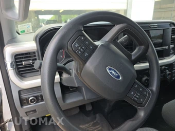 2025 Ford Super Duty F-250 XLT Crew Cab Medium Bed - miniatura 10