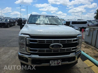 2025 Ford Super Duty F-250 XLT Crew Cab Medium Bed - miniatura 2