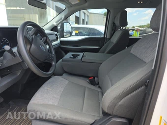 2025 Ford Super Duty F-250 XLT Crew Cab Medium Bed - miniatura 7
