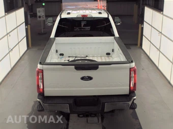 2025 Ford Super Duty F-250 XLT Crew Cab Medium Bed - miniatura 5