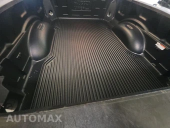 2025 Ford Super Duty F-250 XLT Crew Cab Medium Bed - miniatura 16