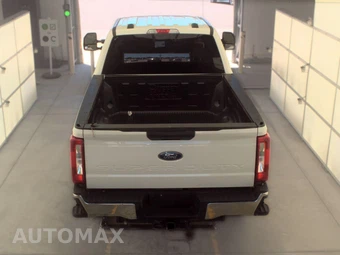 2025 Ford Super Duty F-250 XLT Crew Cab Medium Bed - miniatura 5