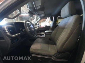2025 Ford Super Duty F-250 XLT Crew Cab Medium Bed - miniatura 7
