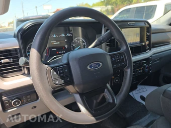 2025 Ford Super Duty F-250 XLT Crew Cab Medium Bed - miniatura 10