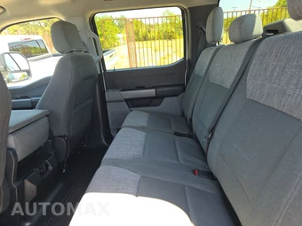 2025 Ford Super Duty F-250 XLT Crew Cab Medium Bed - miniatura 13