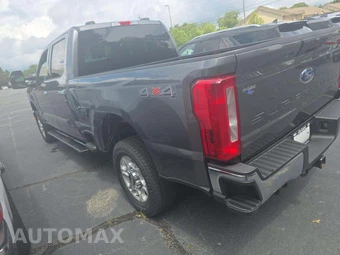2025 Ford Super Duty F-250 XLT Crew Cab Medium Bed - miniatura 2