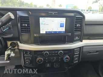 2025 Ford Super Duty F-250 XLT Crew Cab Medium Bed - miniatura 10