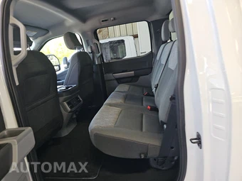 2025 Ford Super Duty F-250 XLT Crew Cab Medium Bed - miniatura 13