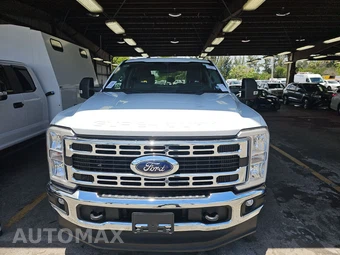 2025 Ford Super Duty F-250 XLT Crew Cab Medium Bed - miniatura 2