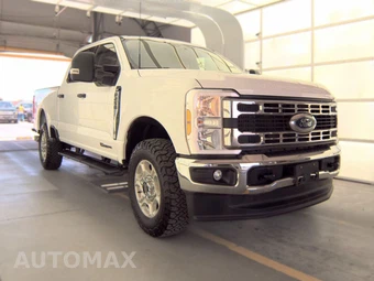 2025 Ford Super Duty F-250 XLT Crew Cab Medium Bed - miniatura 3