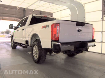 2025 Ford Super Duty F-250 XLT Crew Cab Medium Bed - miniatura 6