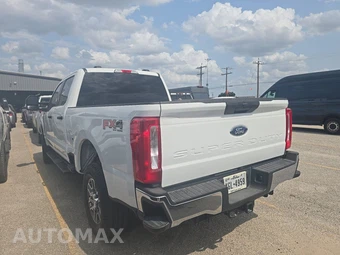 2025 Ford Super Duty F-250 XLT Crew Cab Medium Bed - miniatura 6
