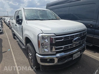 2025 Ford Super Duty F-250 XLT Crew Cab Medium Bed - miniatura 3
