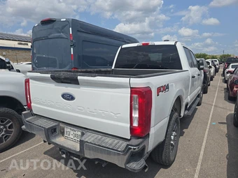 2025 Ford Super Duty F-250 XLT Crew Cab Medium Bed - miniatura 4