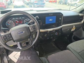 2025 Ford Super Duty F-250 XLT Crew Cab Medium Bed - miniatura 11