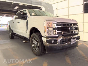 2025 Ford Super Duty F-250 XLT Crew Cab Medium Bed - miniatura 3